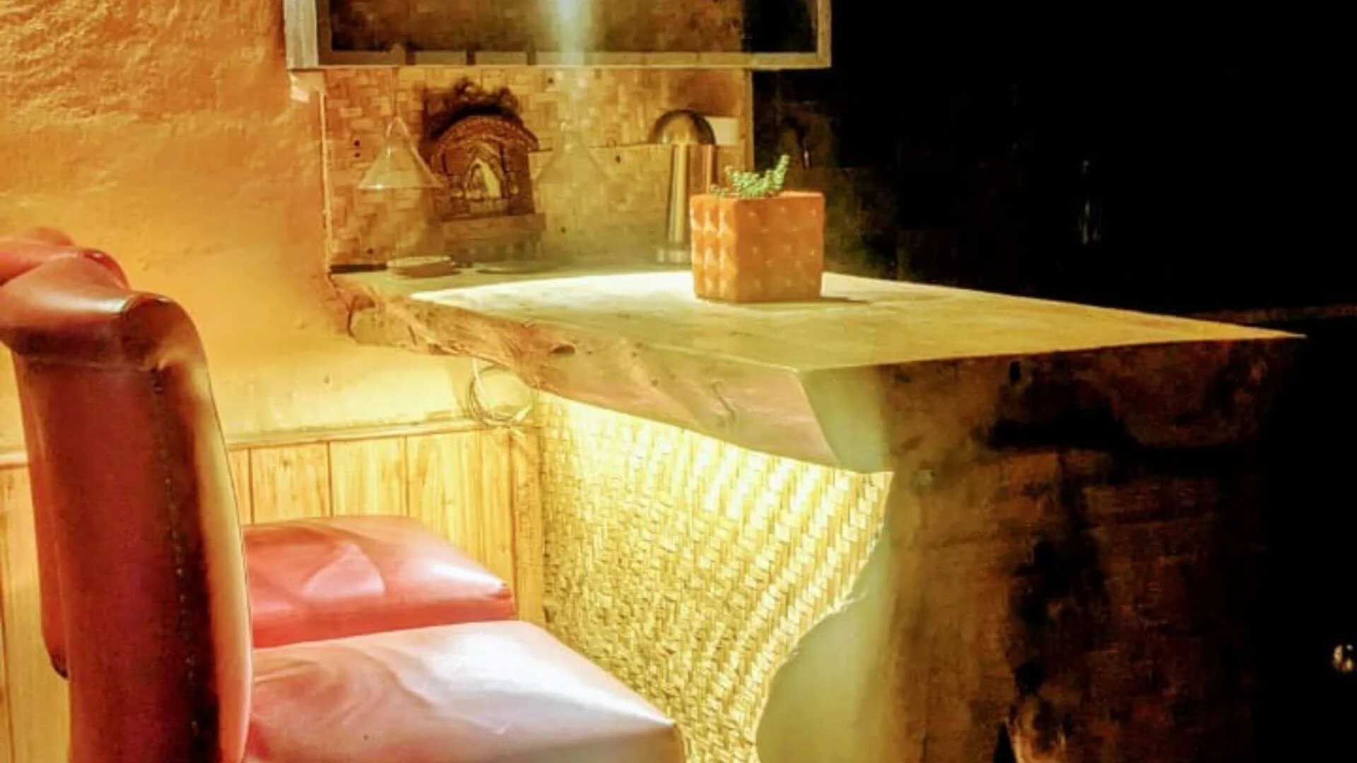 Scenic mountain views and nature-inspired spaces around Quaint Stays in Himachal Pradesh.